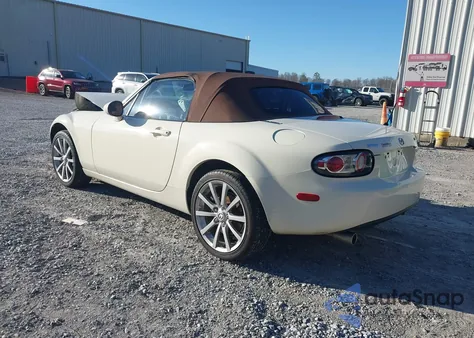 2006 Mazda Mx-5 Grand Touring z USA, uszkodzony, nr VIN JM1NC25FX60120791